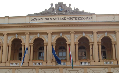 Az ország helyzetét elemezték Szolnokon