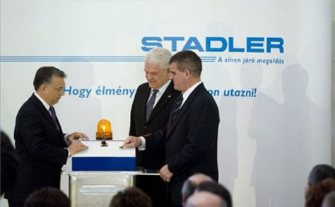 Orbán Viktor a Stadler gyáravatóján beszélt Magyarország helyzetéről