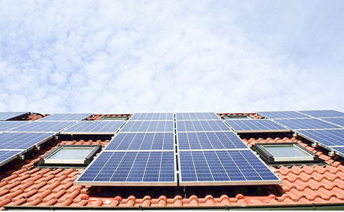 Több szolnoki épület energetikailag korszerűsödik